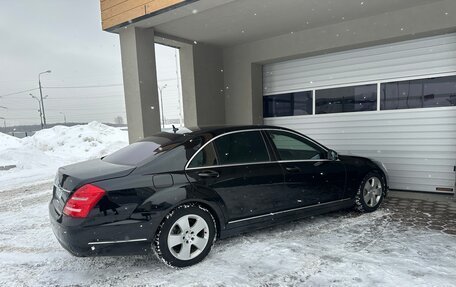 Mercedes-Benz S-Класс, 2005 год, 1 800 000 рублей, 13 фотография