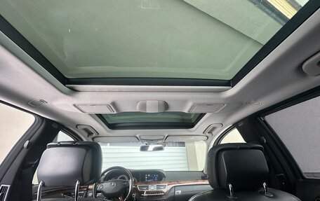 Mercedes-Benz S-Класс, 2005 год, 1 800 000 рублей, 31 фотография