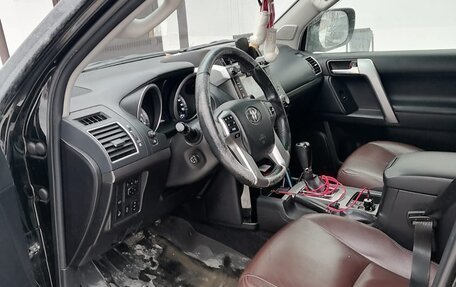 Toyota Land Cruiser Prado 150 рестайлинг 2, 2016 год, 3 600 000 рублей, 10 фотография