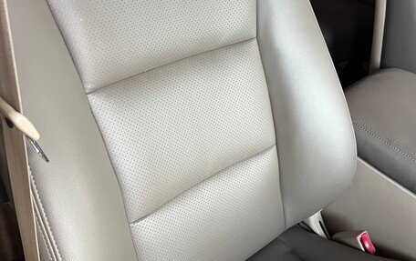 Toyota Land Cruiser 100 рестайлинг 2, 2001 год, 3 500 000 рублей, 12 фотография