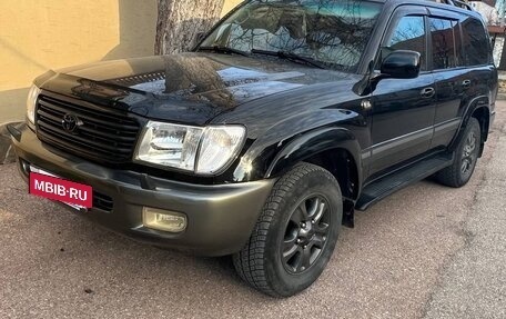 Toyota Land Cruiser 100 рестайлинг 2, 2001 год, 3 500 000 рублей, 5 фотография