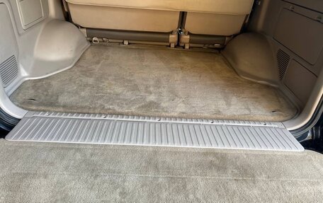 Toyota Land Cruiser 100 рестайлинг 2, 2001 год, 3 500 000 рублей, 39 фотография