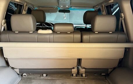 Toyota Land Cruiser 100 рестайлинг 2, 2001 год, 3 500 000 рублей, 38 фотография