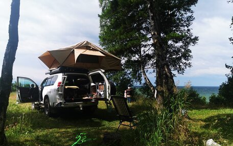 Toyota Land Cruiser Prado 150 рестайлинг 2, 2010 год, 5 000 000 рублей, 8 фотография