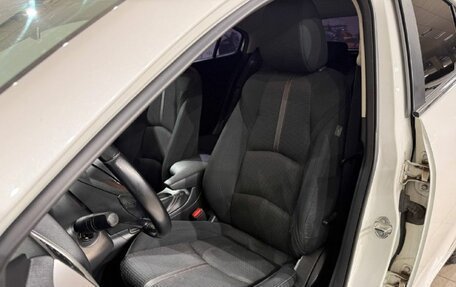 Mazda 3, 2018 год, 1 779 000 рублей, 13 фотография