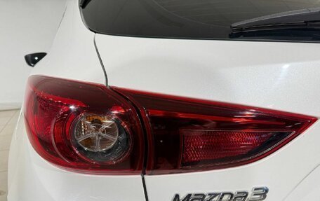 Mazda 3, 2018 год, 1 779 000 рублей, 20 фотография