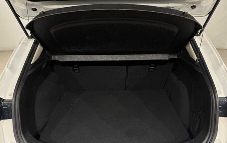 Mazda 3, 2018 год, 1 779 000 рублей, 18 фотография