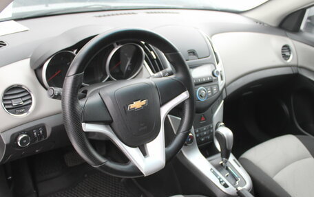 Chevrolet Cruze II, 2014 год, 718 000 рублей, 10 фотография