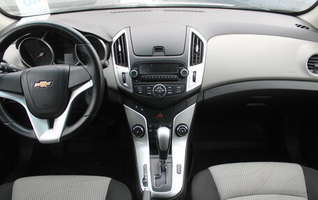 Chevrolet Cruze II, 2014 год, 718 000 рублей, 9 фотография