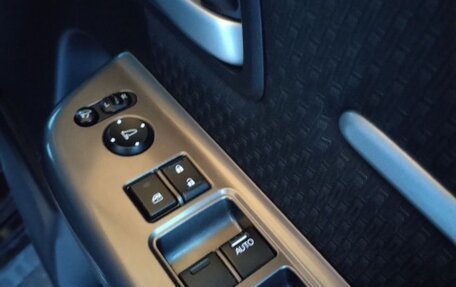 Honda Stepwgn IV, 2017 год, 1 299 000 рублей, 13 фотография