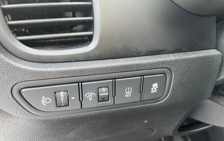 KIA Rio IV, 2020 год, 1 750 000 рублей, 12 фотография