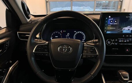 Toyota Highlander, 2025 год, 5 189 000 рублей, 2 фотография