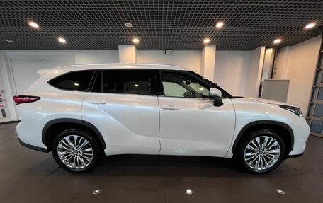 Toyota Highlander, 2025 год, 5 189 000 рублей, 12 фотография