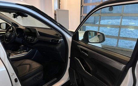 Toyota Highlander, 2025 год, 5 189 000 рублей, 19 фотография