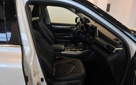 Toyota Highlander, 2025 год, 5 189 000 рублей, 21 фотография