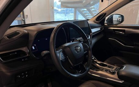 Toyota Highlander, 2025 год, 5 189 000 рублей, 15 фотография