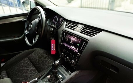 Skoda Octavia, 2018 год, 1 750 000 рублей, 6 фотография