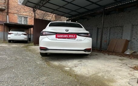 Lexus ES VII, 2020 год, 4 700 000 рублей, 3 фотография