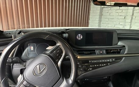 Lexus ES VII, 2020 год, 4 700 000 рублей, 6 фотография