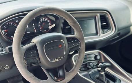 Dodge Challenger III рестайлинг 2, 2021 год, 5 150 000 рублей, 9 фотография