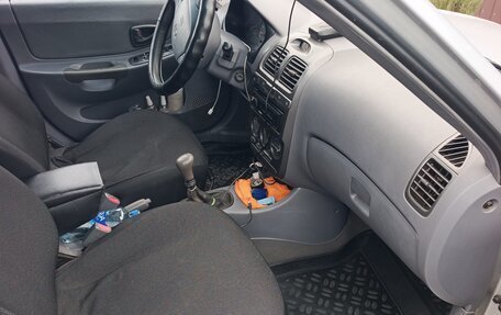 Hyundai Accent II, 2005 год, 310 000 рублей, 5 фотография