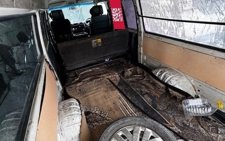 Mazda Bongo Friendee i рестайлинг, 2003 год, 320 000 рублей, 3 фотография