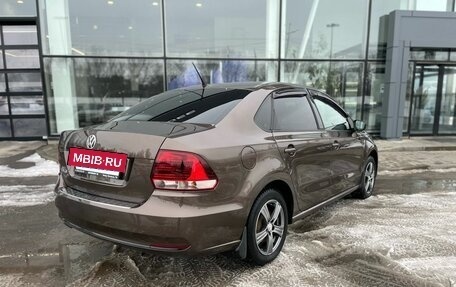 Volkswagen Polo VI (EU Market), 2015 год, 925 000 рублей, 2 фотография