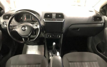 Volkswagen Polo VI (EU Market), 2015 год, 925 000 рублей, 10 фотография