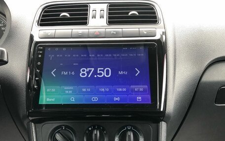 Volkswagen Polo VI (EU Market), 2015 год, 925 000 рублей, 15 фотография