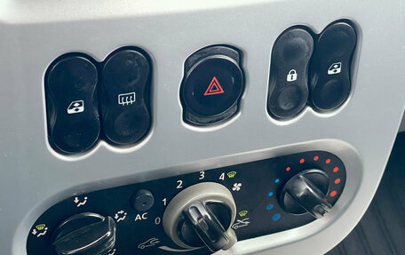 Renault Sandero I, 2011 год, 585 000 рублей, 15 фотография