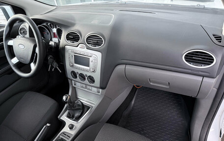 Ford Focus II рестайлинг, 2011 год, 649 000 рублей, 5 фотография