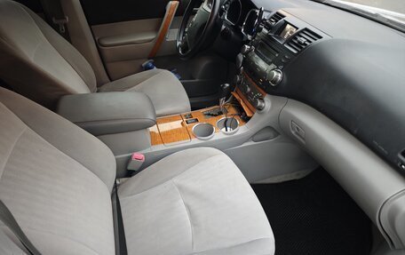 Toyota Highlander III, 2009 год, 1 599 000 рублей, 14 фотография