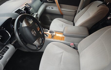 Toyota Highlander III, 2009 год, 1 599 000 рублей, 10 фотография