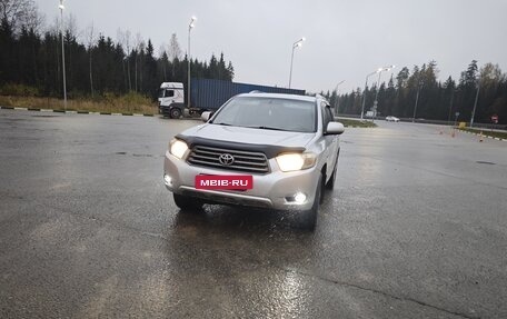 Toyota Highlander III, 2009 год, 1 599 000 рублей, 9 фотография