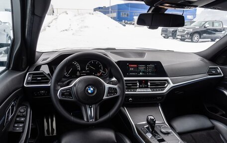 BMW 3 серия, 2019 год, 3 400 000 рублей, 11 фотография