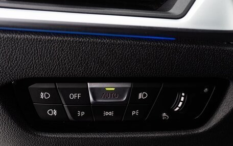 BMW 3 серия, 2019 год, 3 400 000 рублей, 14 фотография