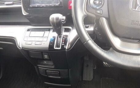 Honda Stepwgn IV, 2021 год, 2 480 000 рублей, 6 фотография