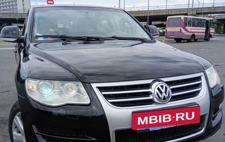 Volkswagen Touareg III, 2008 год, 1 299 000 рублей, 2 фотография
