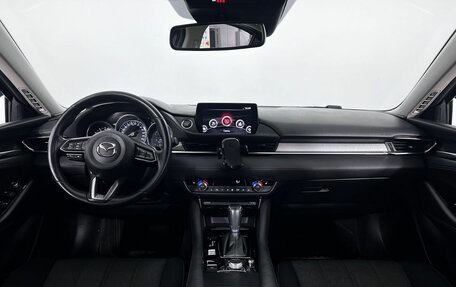 Mazda 6, 2019 год, 2 200 000 рублей, 14 фотография