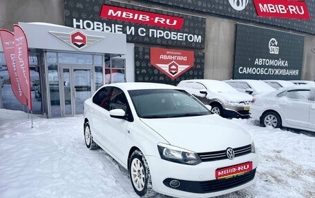 Volkswagen Polo VI (EU Market), 2013 год, 800 000 рублей, 1 фотография