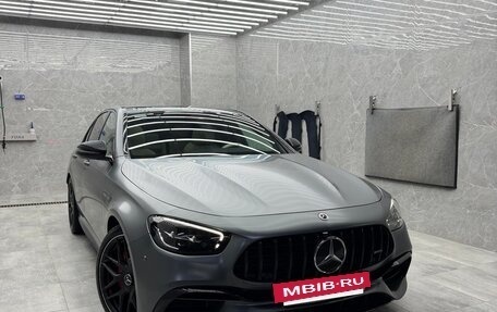 Mercedes-Benz E-Класс AMG, 2022 год, 17 000 000 рублей, 2 фотография