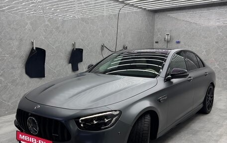 Mercedes-Benz E-Класс AMG, 2022 год, 17 000 000 рублей, 4 фотография