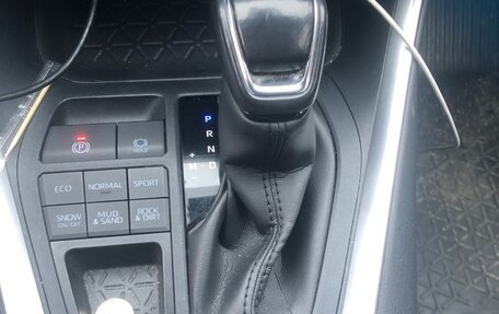 Toyota RAV4, 2021 год, 3 408 000 рублей, 8 фотография