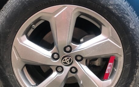 Toyota RAV4, 2021 год, 3 408 000 рублей, 11 фотография