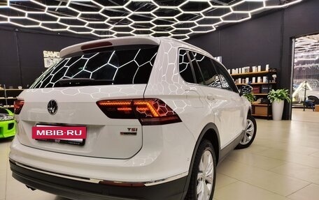 Volkswagen Tiguan II, 2017 год, 2 289 000 рублей, 3 фотография