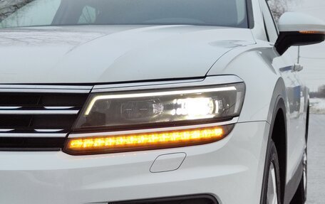 Volkswagen Tiguan II, 2017 год, 2 289 000 рублей, 14 фотография