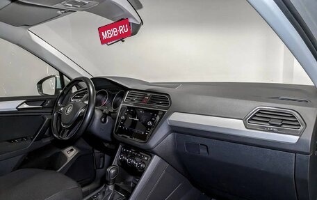 Volkswagen Tiguan II, 2019 год, 2 700 000 рублей, 12 фотография