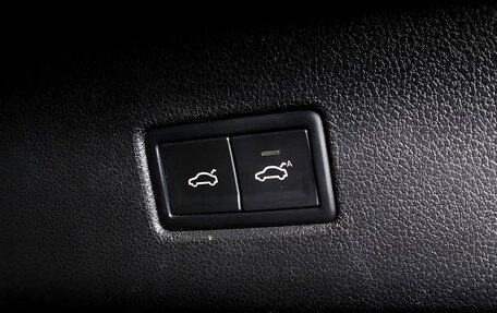 Volkswagen Tiguan II, 2019 год, 2 700 000 рублей, 15 фотография