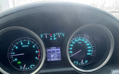 Toyota Land Cruiser 200, 2007 год, 2 400 000 рублей, 8 фотография