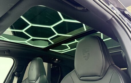 Porsche Cayenne III, 2022 год, 9 200 000 рублей, 16 фотография